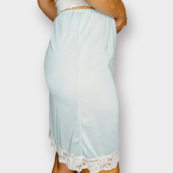 70s Seafoam lace‎ trimmed half slip - Picture 4 of 5